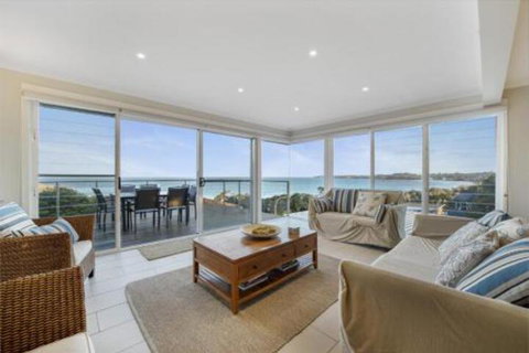 Mitchell Pde 118 Mollymook - Accommodation Brisbane 0