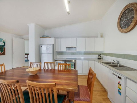 Tallwood Ave 77 Mollymook - Accommodation Brisbane 2
