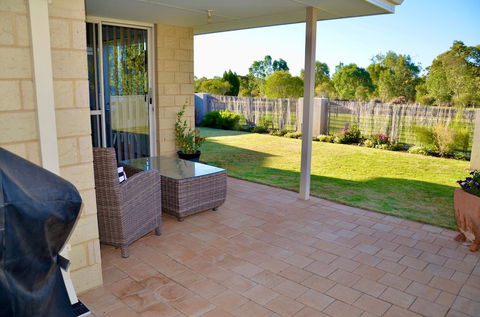Byford House In The Glades - Accommodation Brisbane 4