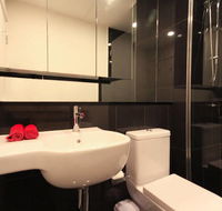 Amazing Waterfront Apartment - Accommodation Brisbane