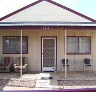 Aussie Bacon  Eggs Cottages - Accommodation Brisbane