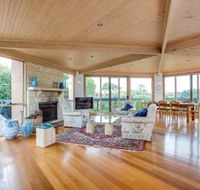Latham Beach House - Accommodation Brisbane