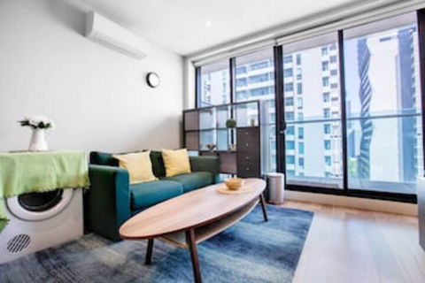 Cozy 1 Bedroom In Melbourne Great View - Accommodation Brisbane 0