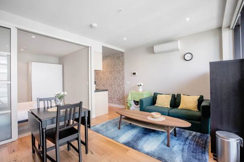 Cozy 1 Bedroom In Melbourne Great View - Accommodation Brisbane 5