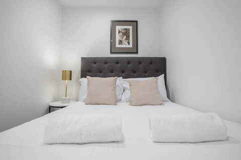 City Living At Best Location In Melbourne - Accommodation Brisbane 6