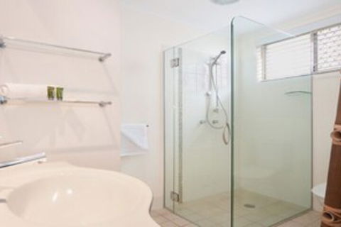 La Plage - Accommodation Brisbane 4