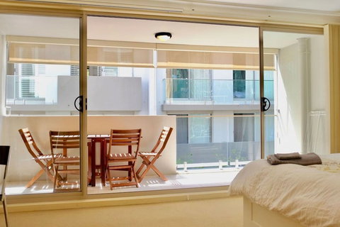 Manly Studio 2 Minutes From The Beach - Accommodation Brisbane 7