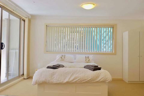 Manly Studio 2 Minutes From The Beach - Accommodation Brisbane 5