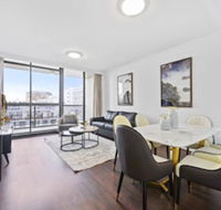 HomeHotel Stylish 3 Bed Clean  Comfort - Accommodation Brisbane
