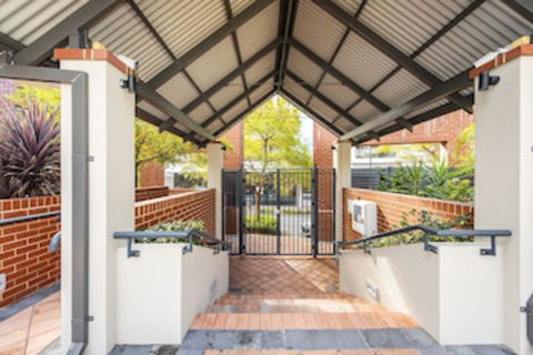 Subiaco Emporium Apartment - Accommodation Brisbane 1