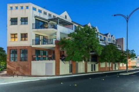 Subiaco Emporium Apartment - Accommodation Brisbane 0
