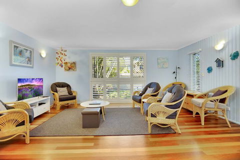 Allamanda Sands - 23 Oriole Avenue - Accommodation Brisbane 7