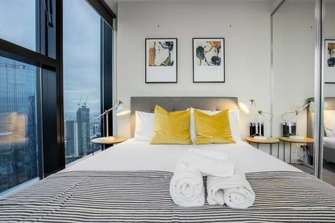 Stunning 2 Bed On Collins With Pool In Southern Cross - Accommodation Brisbane 7