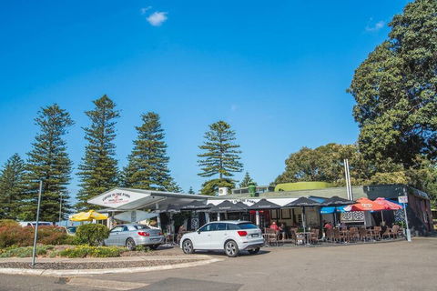 Vibrant And Colorful Apartment In Dollspoint - Accommodation Brisbane 1