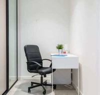 Modern 1 Bedroom in Tranquil Parklands - Accommodation Brisbane