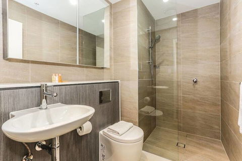 New Bright Apartment In Waterloo Near Park - Accommodation Brisbane 4