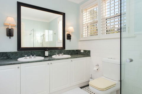 Vaucluse Manor H327 - Accommodation Brisbane 7