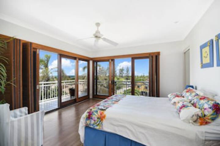 Peregian Beach QLD Accommodation Brisbane