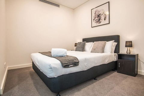 Cozy Studio Near Eastvilliage Shopping Center - Accommodation Brisbane 3