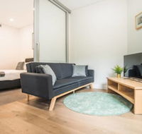 Cozy Studio Near Eastvilliage Shopping Center - Accommodation Brisbane