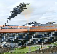 West Beach Lagoon 206 Sleeps 3 - Accommodation Brisbane