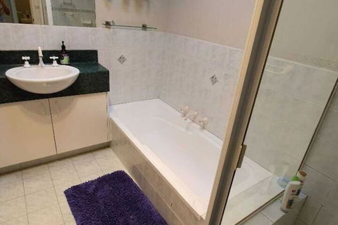 Comfortable 2 Bedroom With Serene Garden - Accommodation Brisbane 2