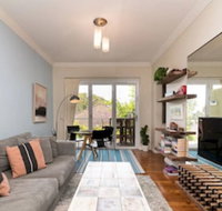 Sleek Contemporary Bondi Beachside Apartment - Accommodation Brisbane