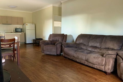 Stay On Sullivan - Accommodation Brisbane 7