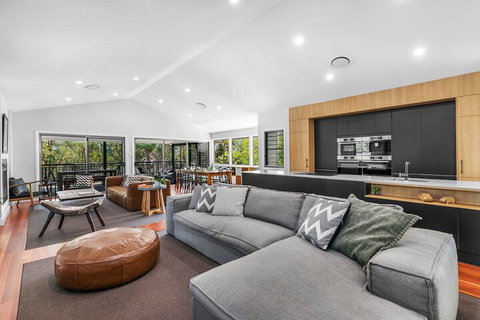 Hunter Treehouse - Accommodation Brisbane 6