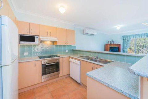 Beachside 22 LJHooker Yamba - Accommodation Brisbane 0