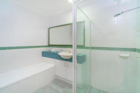 Beachside 22 LJHooker Yamba - Accommodation Brisbane 3