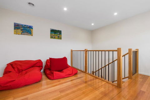 Cootamundra - Accommodation Brisbane 1