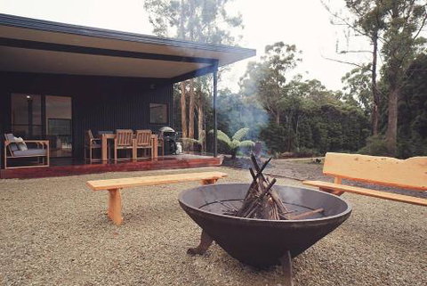 Bush & Beach Family Retreat - Accommodation Brisbane 2