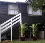 The Tree House 6 Gowing Street - Accommodation Brisbane