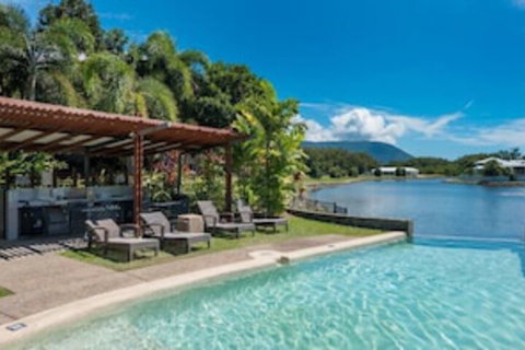 Sails At Trinity - Accommodation Brisbane 0