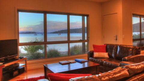 Tides Reach - Essentially Tas Dover - Accommodation Brisbane 4