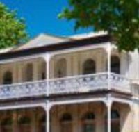 The Coach House - Accommodation Brisbane