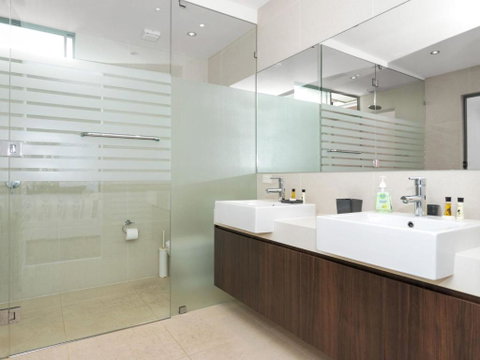 Mitchell 220 BANNISTERS BEACH HOUSE - Accommodation Brisbane 6