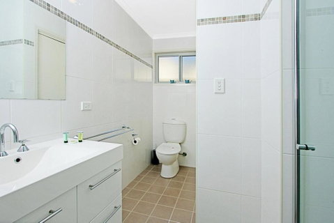 Ocean 1 / 42 Mollymook - Accommodation Brisbane 2