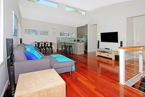 Ocean 1 / 42 Mollymook - Accommodation Brisbane 6