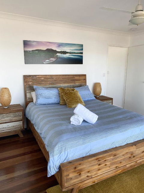 Happy Tides Beachfront Holiday Home - Accommodation Brisbane 6