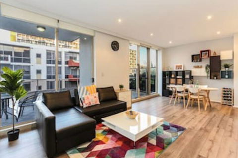 Beautiful Home 2beds Apt @waterloo-close To CBD - Accommodation Brisbane 0
