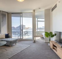 Modern Harbourside Apartment With a View - Accommodation Brisbane