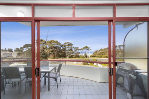 Fathoms Apartment 18 / 1a Mitchell Pde All Linen Provided - Accommodation Brisbane 2