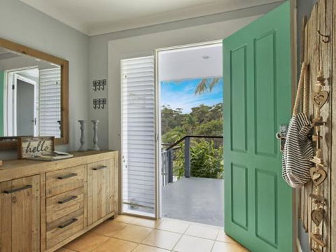 Carroll Ave 39 Mollymook - Accommodation Brisbane 1
