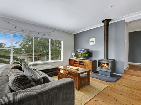 Carroll Ave 39 Mollymook - Accommodation Brisbane 6