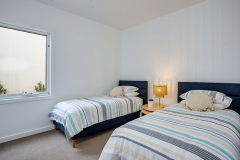 Molly's Beach House - Accommodation Brisbane 3