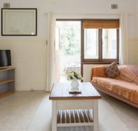 B6 Cafes  Restaurants close to UWA - Accommodation Brisbane