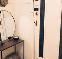 Art Deco Apt in Sunny Elwood Minutes to St. Kilda