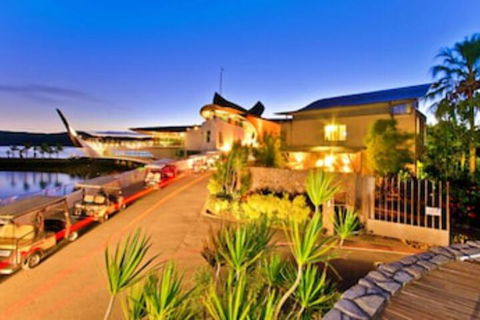 Yacht Club 19 Bijou De Mer 2 Buggies - Accommodation Brisbane 0